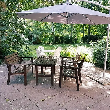 Chateau Mesny Au Fil Des Pages בית נופש Vic-sur-Seille